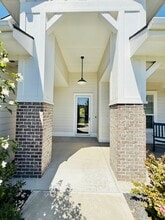 Building Photo - 4014 W Farm View Dr