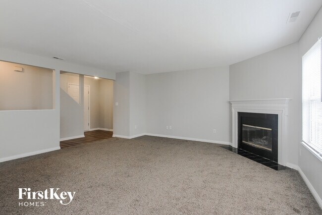 Building Photo - 3920 Hornickel Dr