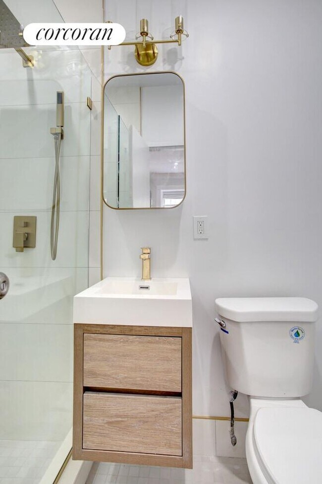 Foto del edificio - 130 W 73rd St