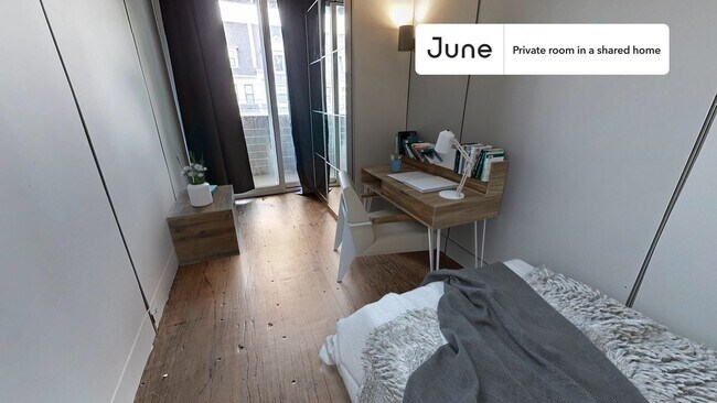 Foto del edificio - Room in Shared 6 bed/6 bath home