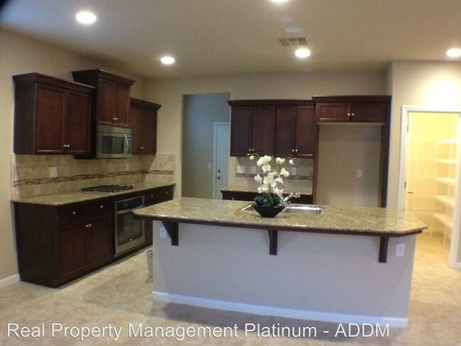 Foto del edificio - 3129 Wrenwood Ave