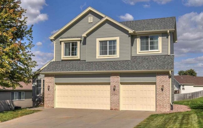 Foto del edificio - Beautiful 4 Bedroom In Rose Garden Estates!!