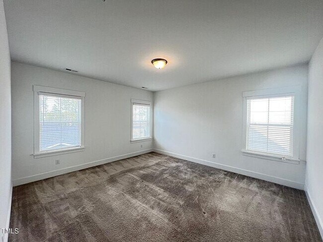 Building Photo - Build Equity While Leasing - Lease and Own...
