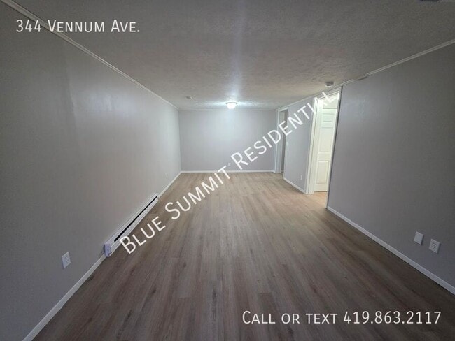 Building Photo - 344 Vennum Ave