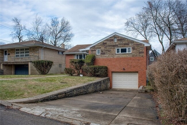 Building Photo - 5523 Rippey Pl