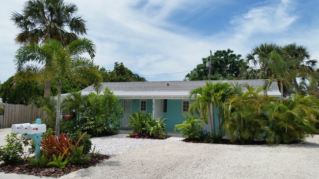Foto del edificio - 2318 NE Sunny Acres Way