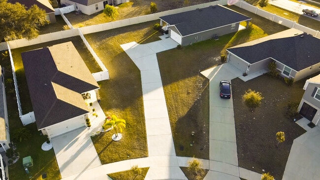 Building Photo - 4339 Swan St