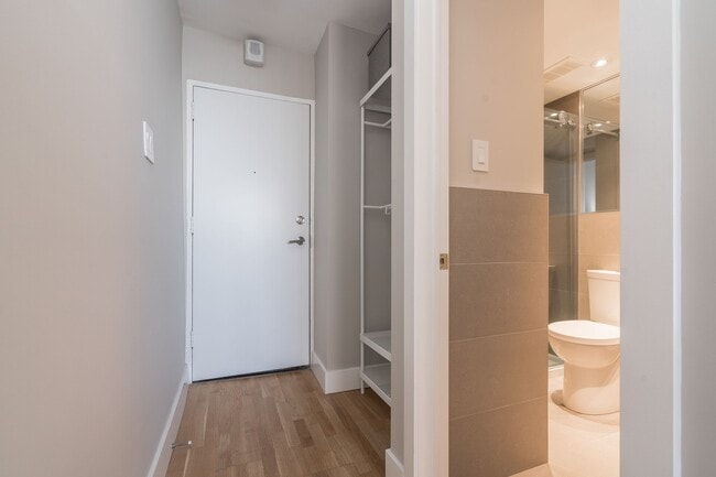 Photo du bâtiment - 730 St Clarens Ave