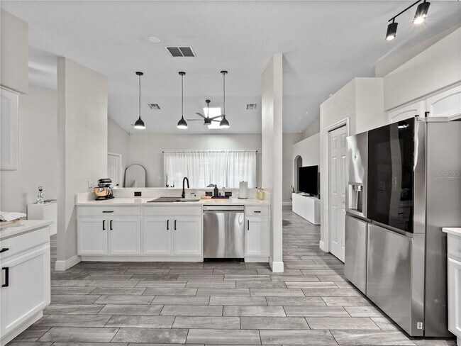 Foto del edificio - 117 Rachel Lin Ln