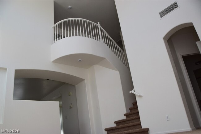 Building Photo - 9493 Grove Ridge Ave
