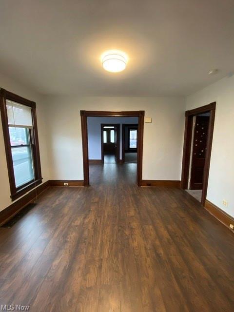 Building Photo - 2822 Woodbridge Ave
