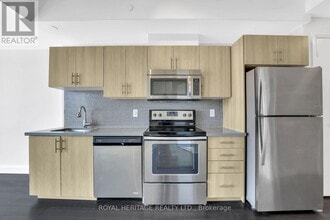 Building Photo - 16 McAdam Ave