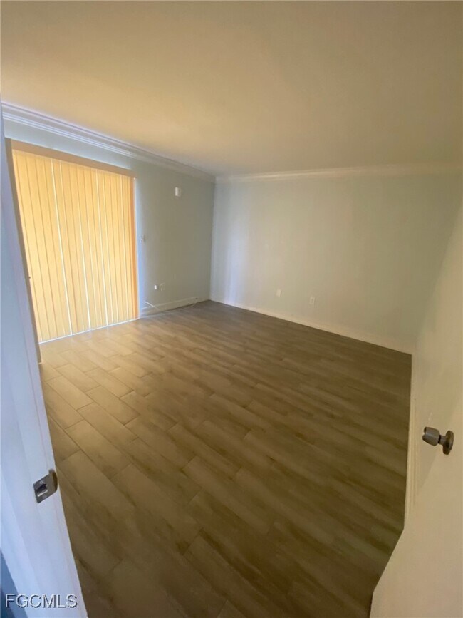 Building Photo - 1830 Maravilla Ave