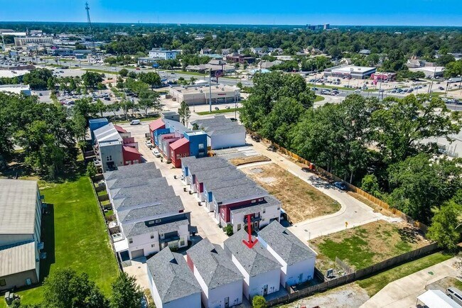 Building Photo - 9855 Red Stick Crossing Ave
