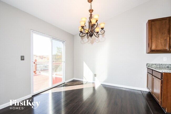 Building Photo - 2830 Mallard Ct