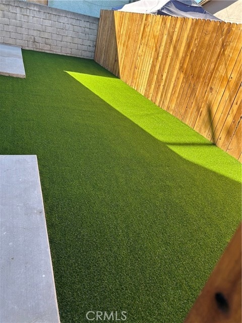 Foto del edificio - 6914 Adamson Ave