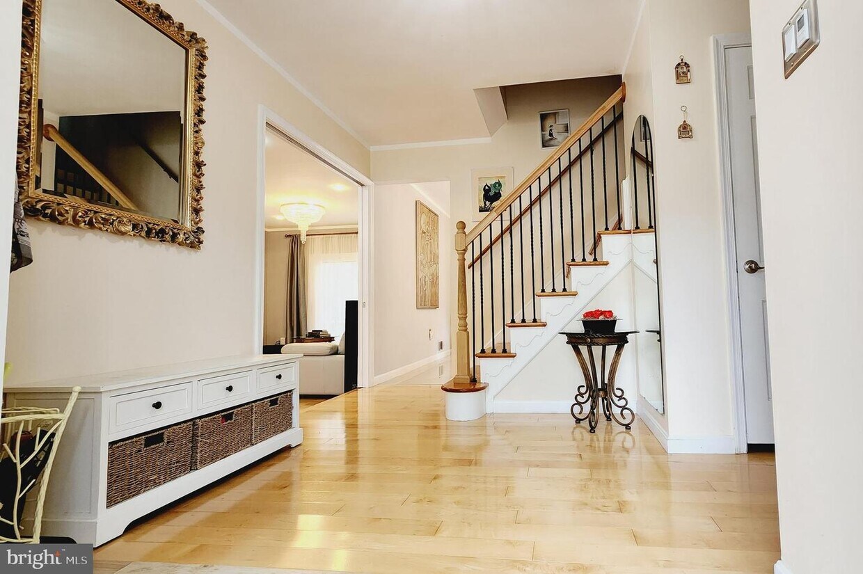 2888 Glenora Ln, Rockville, MD 20850 House for Rent in Rockville, MD