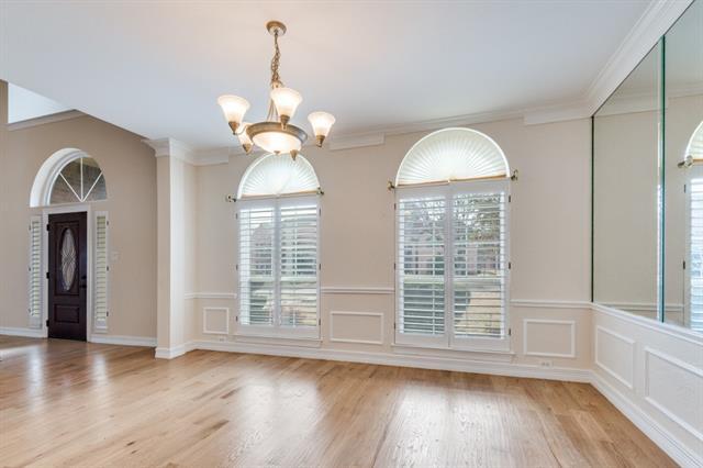 Foto del edificio - 702 E Peninsula Dr