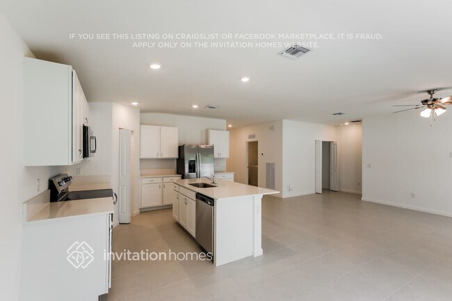 Foto del edificio - 700 Carlyle Wy