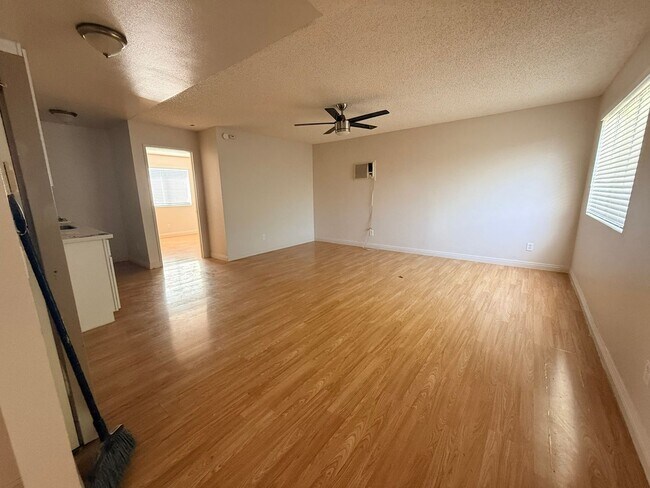 Building Photo - East Erna Avenue