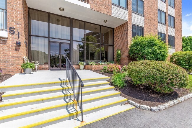 Foto del edificio - 51 Melrose St