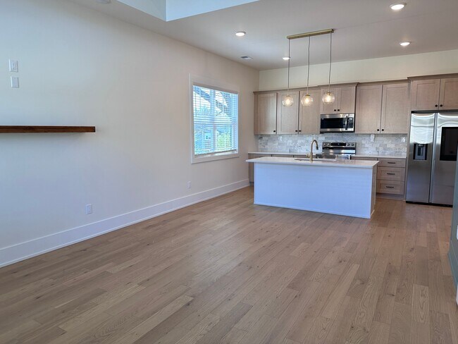 Foto del edificio - 136 McCowat St