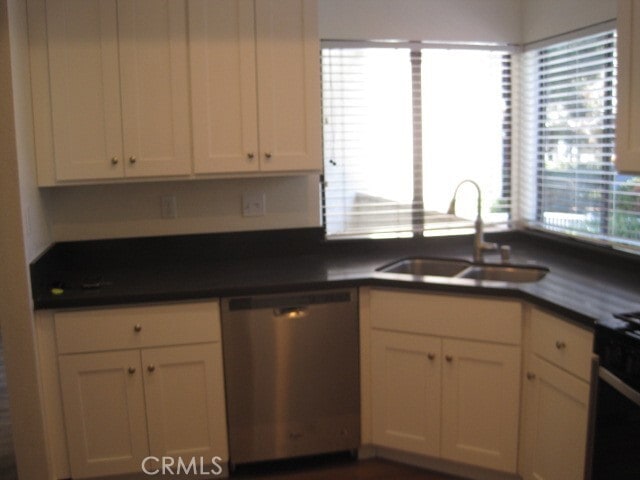 Building Photo - 2577 Plaza del Amo