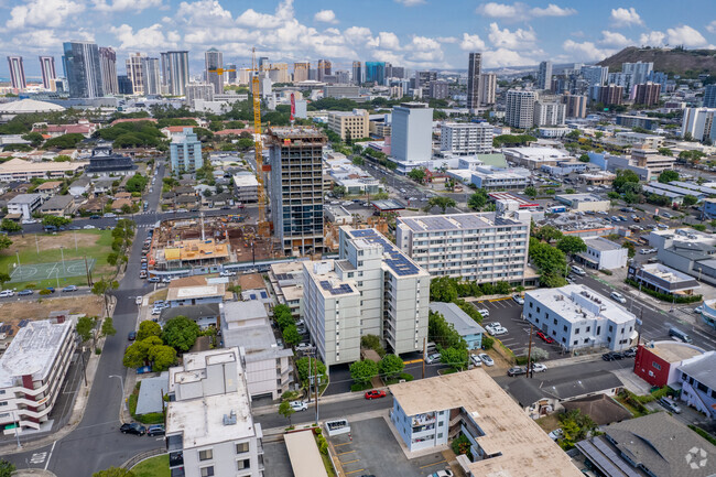 Aerial Photo - Birch Street Apartments