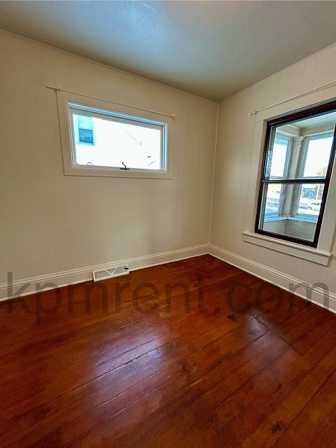 Foto del edificio - 606 5th Pl SE