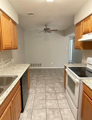 Building Photo - 6721 Loma Vista Dr