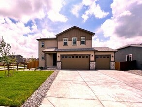 Building Photo - 5607 Shady Oaks Dr