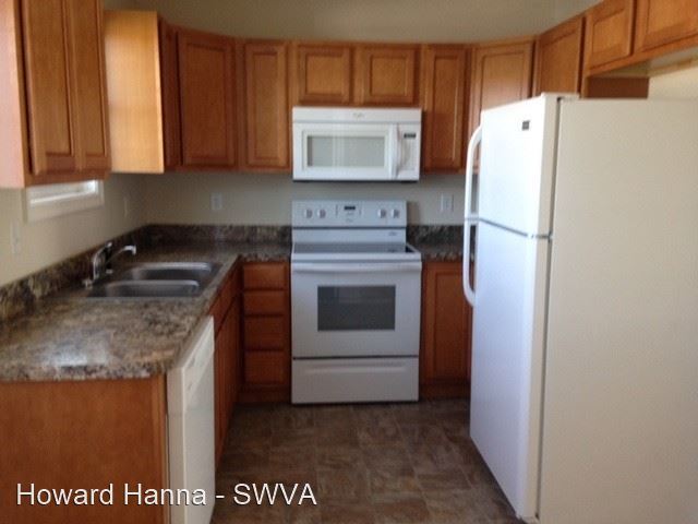 Building Photo - 185 Thoroughbred Cir
