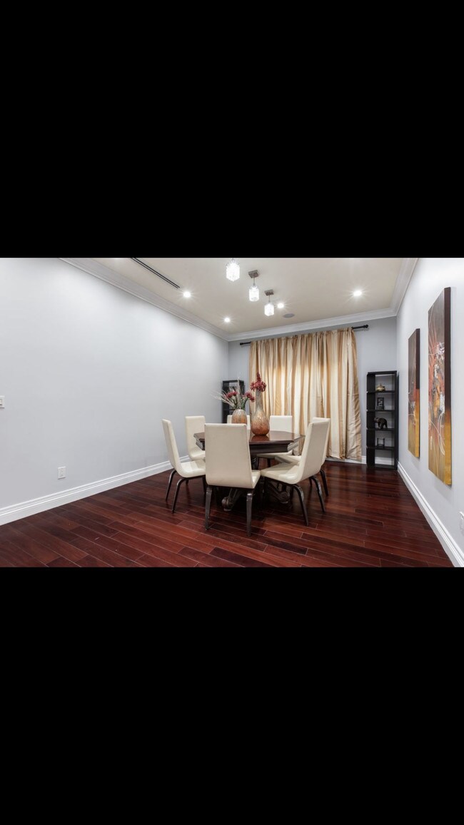 Foto del edificio - 12945 Calvert St