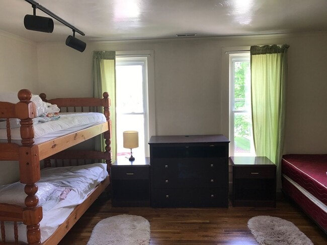 Foto del edificio - 315 Perry St