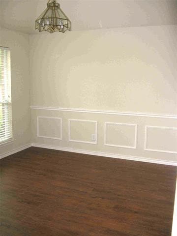 Building Photo - 1530 Summerfield Dr