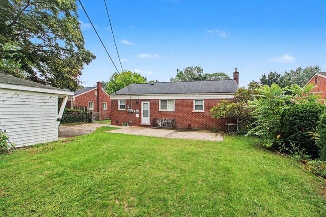 Building Photo - 29138 Hathaway