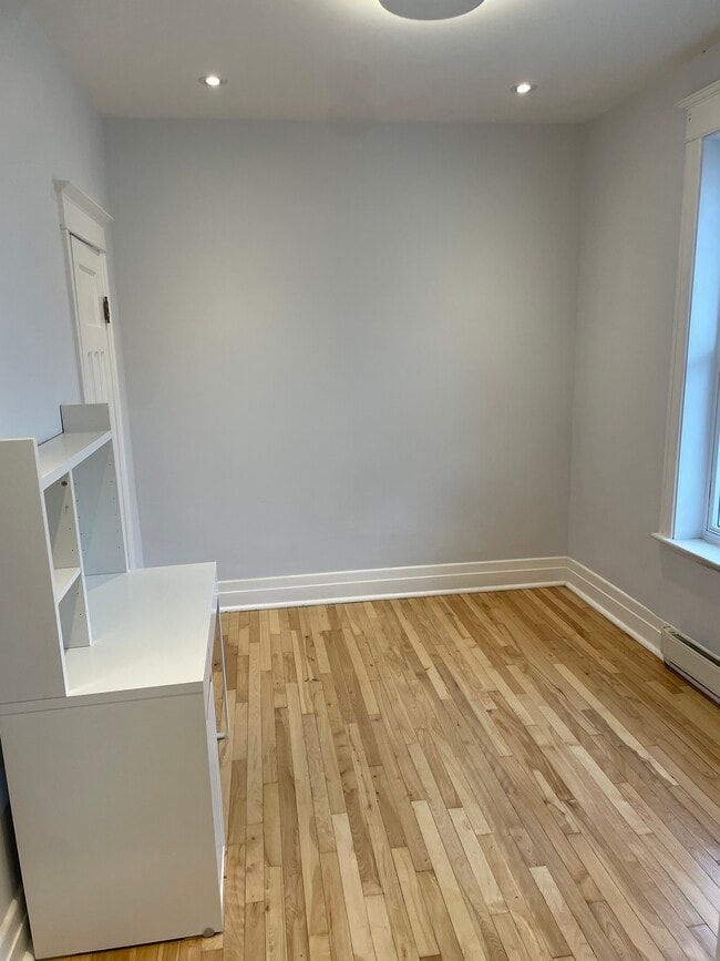 Bedroom - 451 Rue Saint-Roch