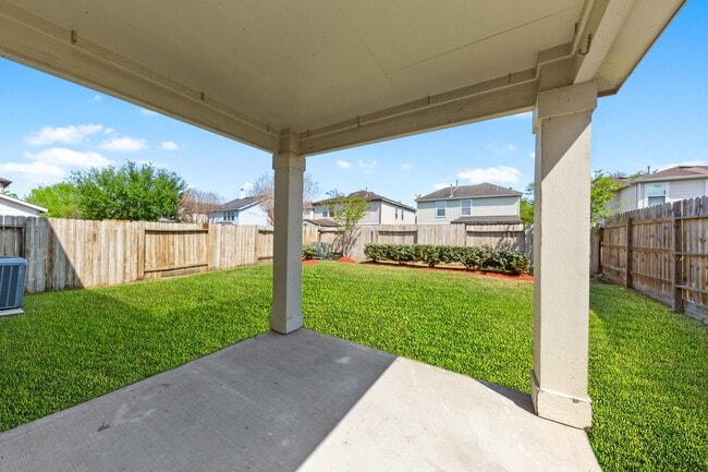 Building Photo - 2651 Skyview Shadows Ct
