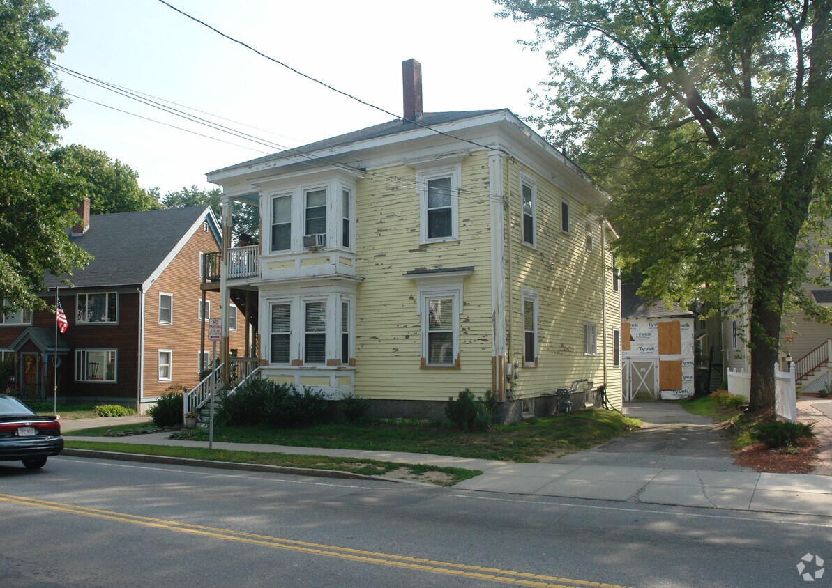 Building Photo - 98 Central St