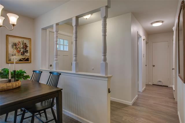 Foto del edificio - 914 Meadow Mead Dr