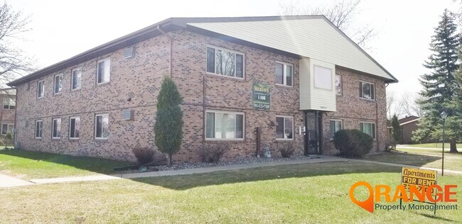 Building Photo - 1408 Oak Manor Ave S