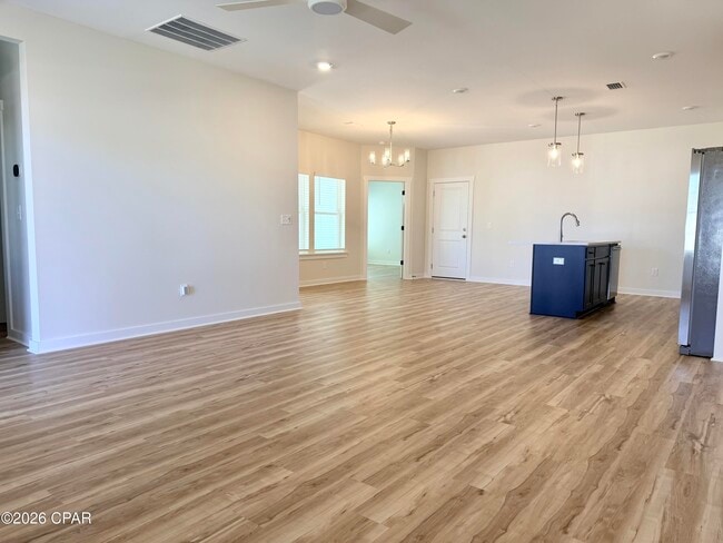 Building Photo - 2315 Discovery Loop