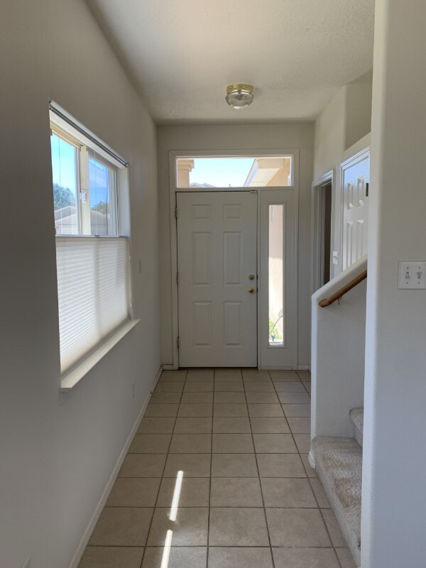 Foto del edificio - 7423 Eagle Crest Ave NE