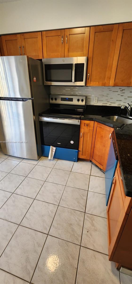 Building Photo - 5420 W 21st Ct