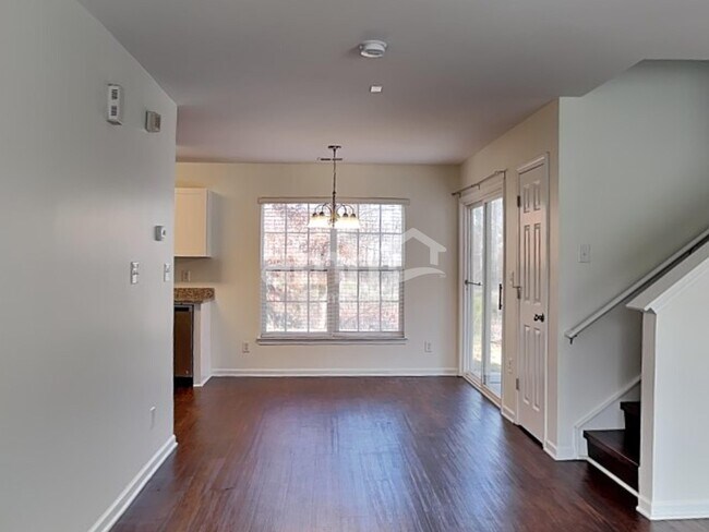Foto del edificio - 5217 Deerton Rd