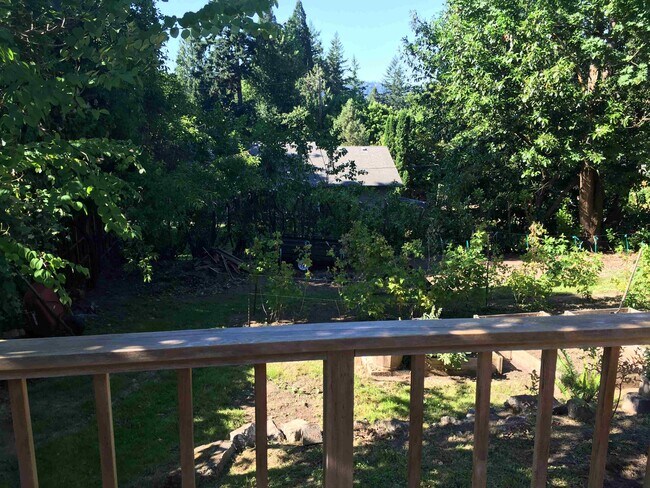 Fotografía del edificio - 5007 SW Custer St