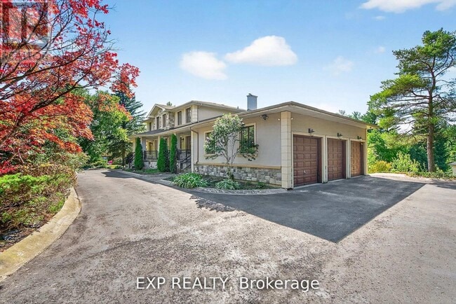 Building Photo - 315 Stephanie Blvd