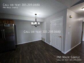 Building Photo - 8246 N Cedar Springs Rd