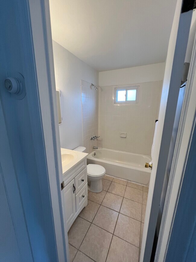 Bathroom - 173 Madison Ave