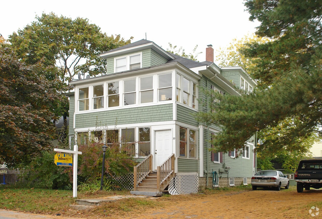 39 Cloudman St, Westbrook, ME 04092 Apartments in Westbrook, ME